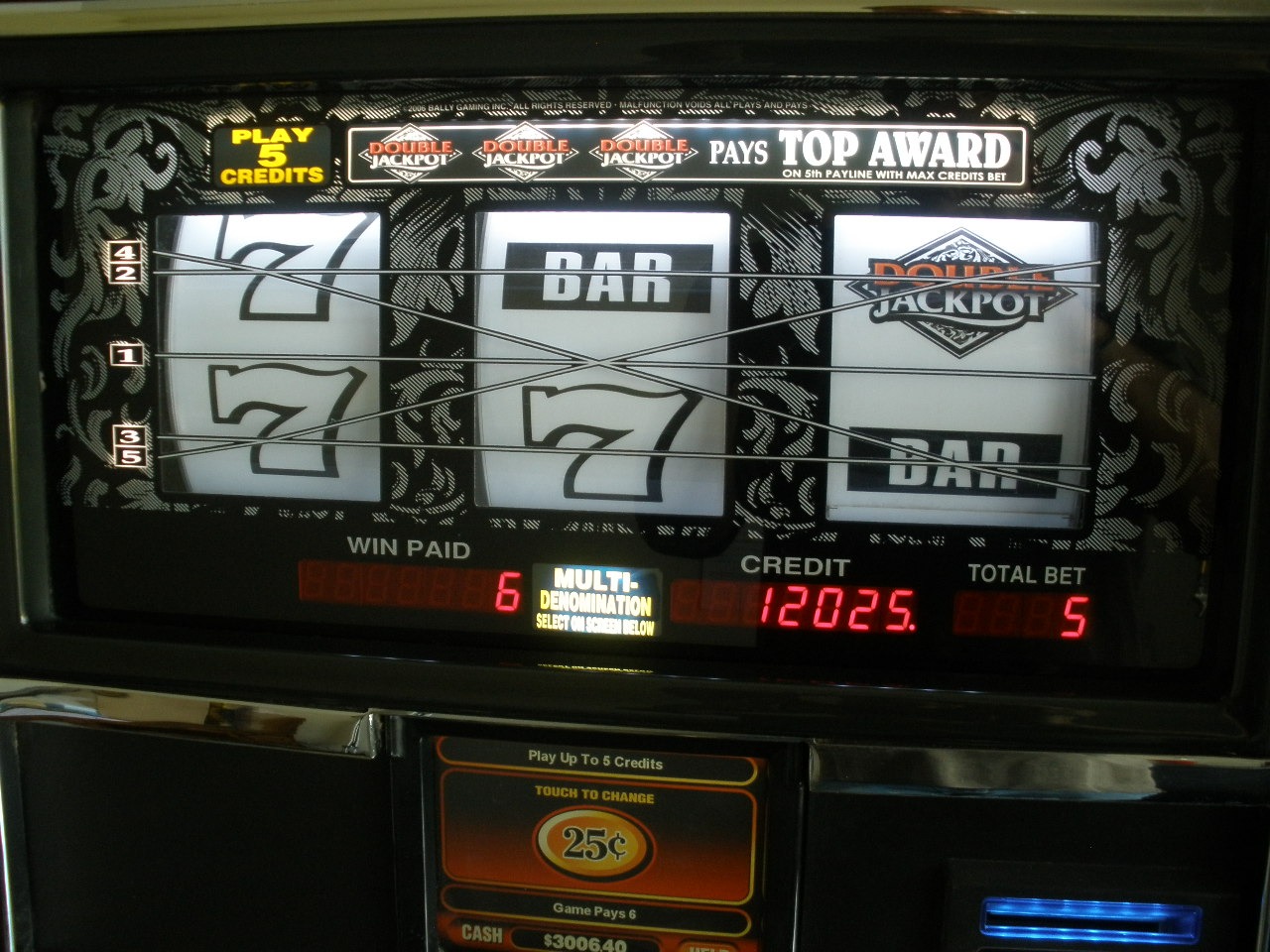 สล็อตออนไลน์ที่มีรูปแบบมากมาย เล่นง่าย ได้เยอะ ได้จริง  โดย BK8