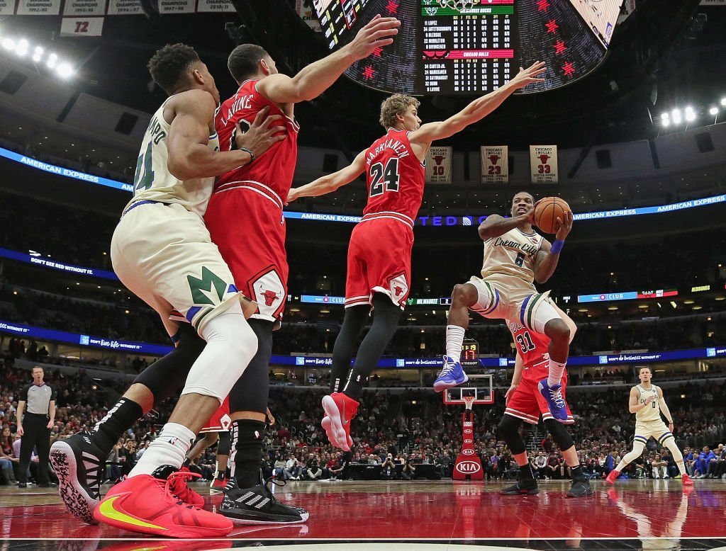 รับชม NBA Live พร้อมเดิมพันได้ทันที ในเว็บเดียว กับ BK8